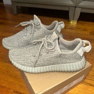 Yeezy Boost 350 Moonrock Sneakers